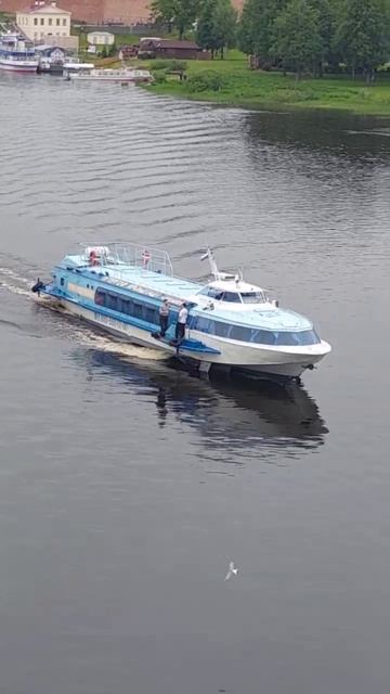 🛥 "Восход" на водах Волхова