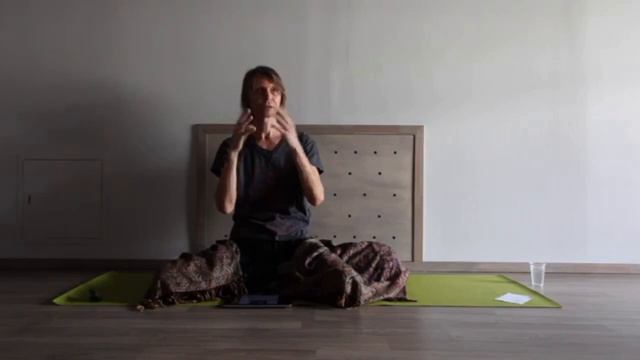 Два варианта советоваться с Мастером / Two ways of getting advice from a Master