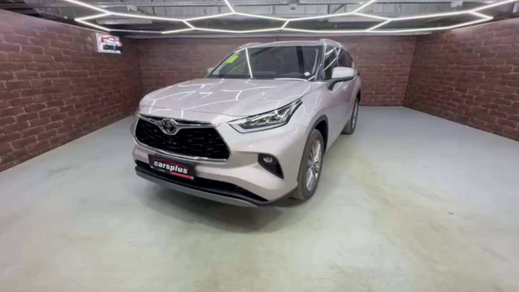В наличии Toyota Highlander 👇