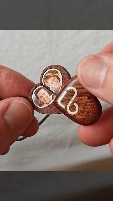 Кулон из фильма "Иллюзионист" на 4 фото (The Illusion Locket)