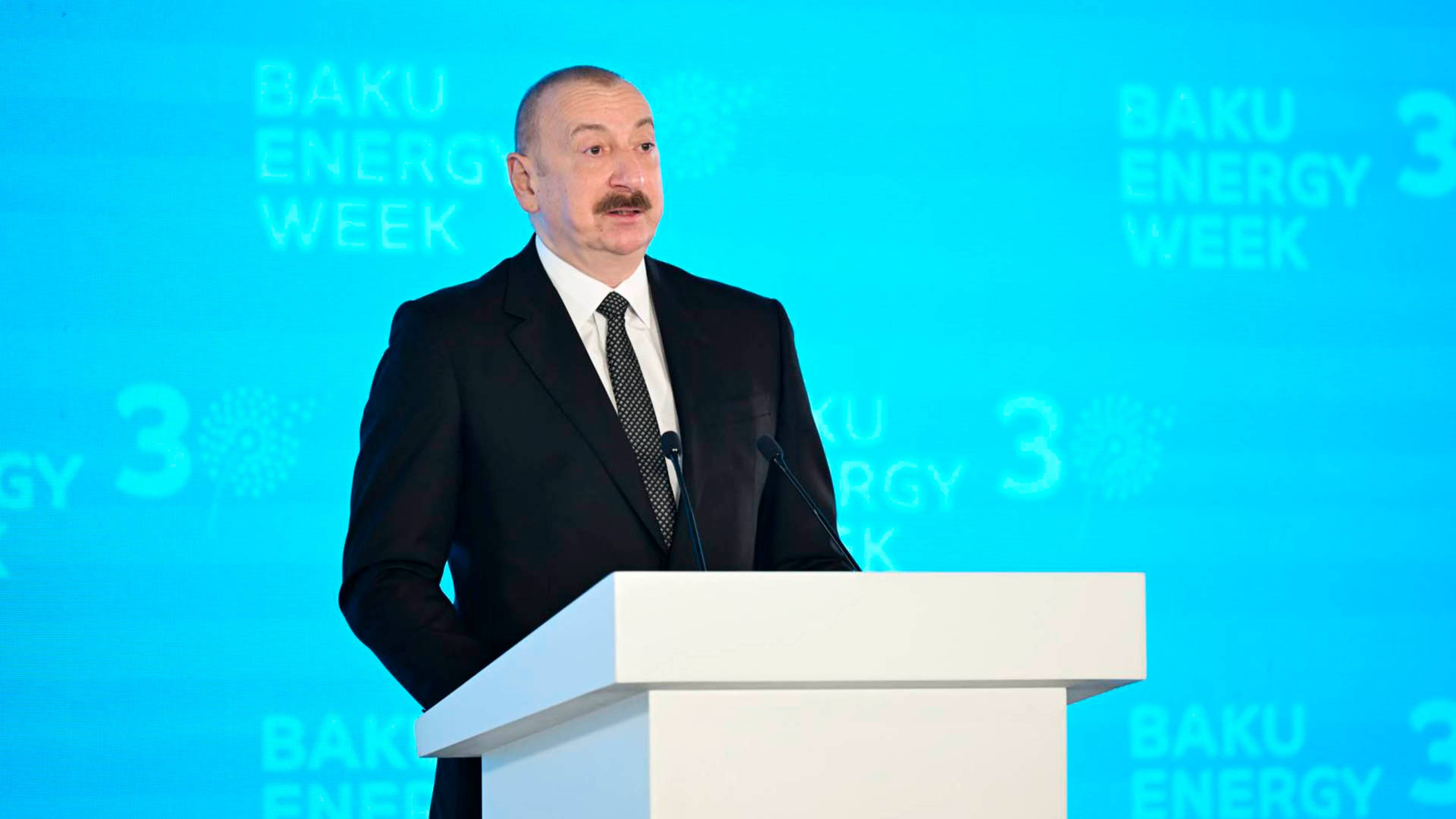 Ильхам Алиев: Азербайджан к 2030 году увеличит экспорт газа на 8 млрд кубометров