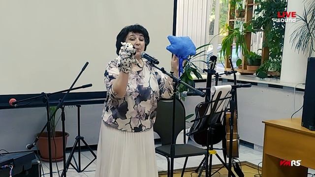 Жучка и тучка 25 мая  стихи Вл. Степанов, муз. Е. Суглобова. Аккомпанемент А. Пронин.