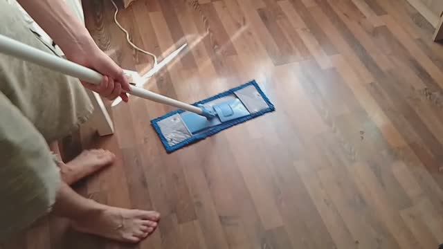 Как помыть пол, если никогда не мыл