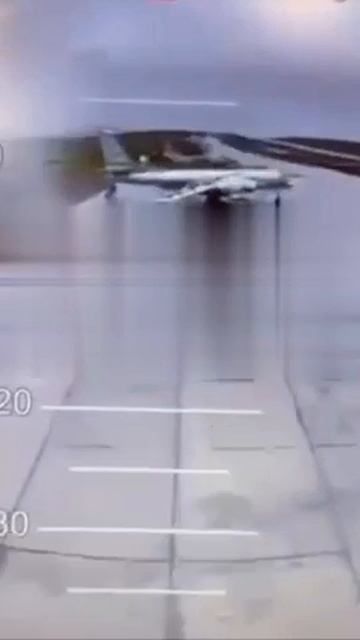 Почему ТУ-95МС не в ангарах стояли?
