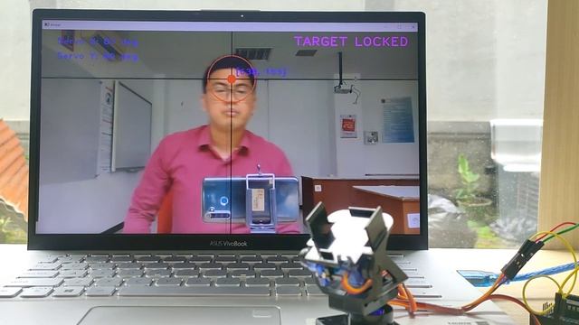 Отслеживание головы ｜｜ OpenCV ｜ Arduino