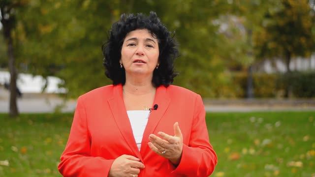 Реакция людей на кормящую грудью женщину