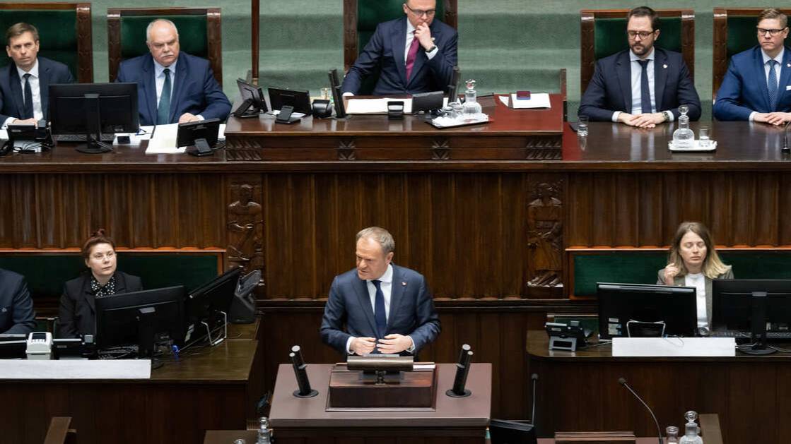 Туск планирует запросить вотум доверия правительству в Сейм в ближайшее время