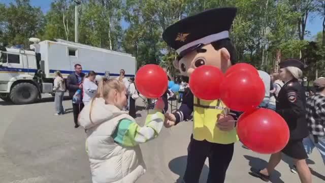 Участие сахалинских полицейских в площадке «Город профессий»
