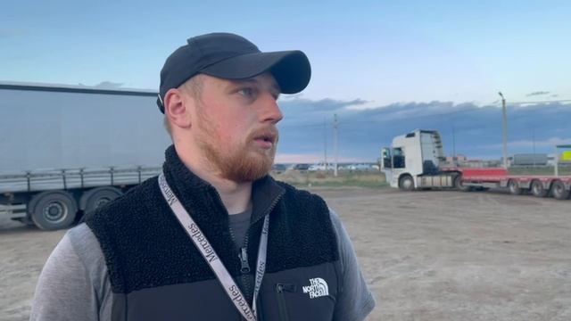 Водитель фуры рассказал, как отстреливался от дронов ВСУ камнями