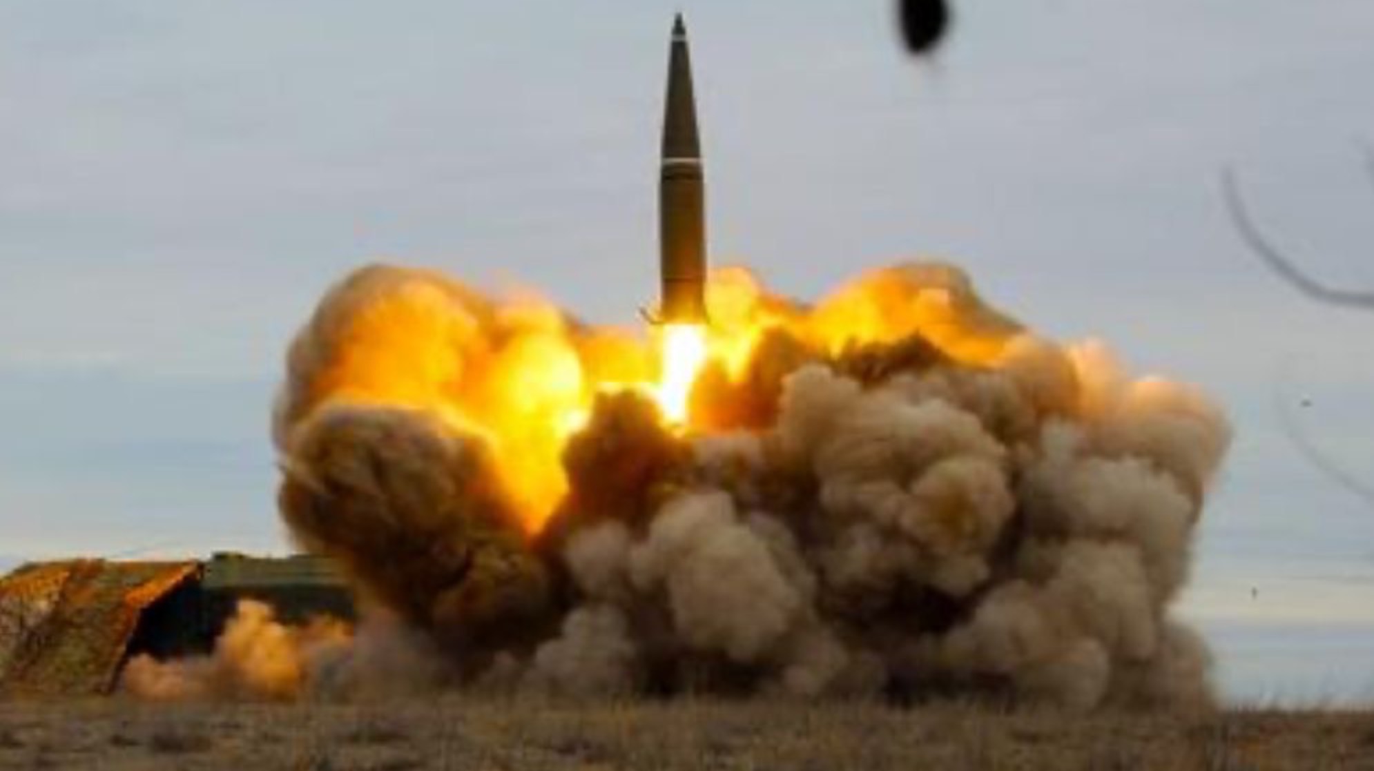 Кровавая ночь, черный день: Ударами по нашим «стратегам» и поездам Киев  напросился на «Орешник».