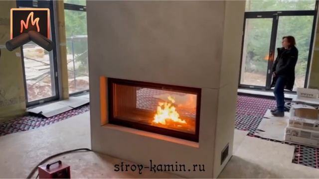 Туннельная топка АСТОВ ПТ 10057 в центре гостиной: промежуточный этап строительства дровяного камина