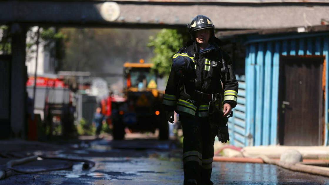 "Как будто краской надышалась": очевидица – о пожаре на химзаводе в Ленобласти