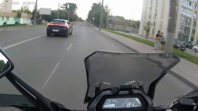Шашку закрыл