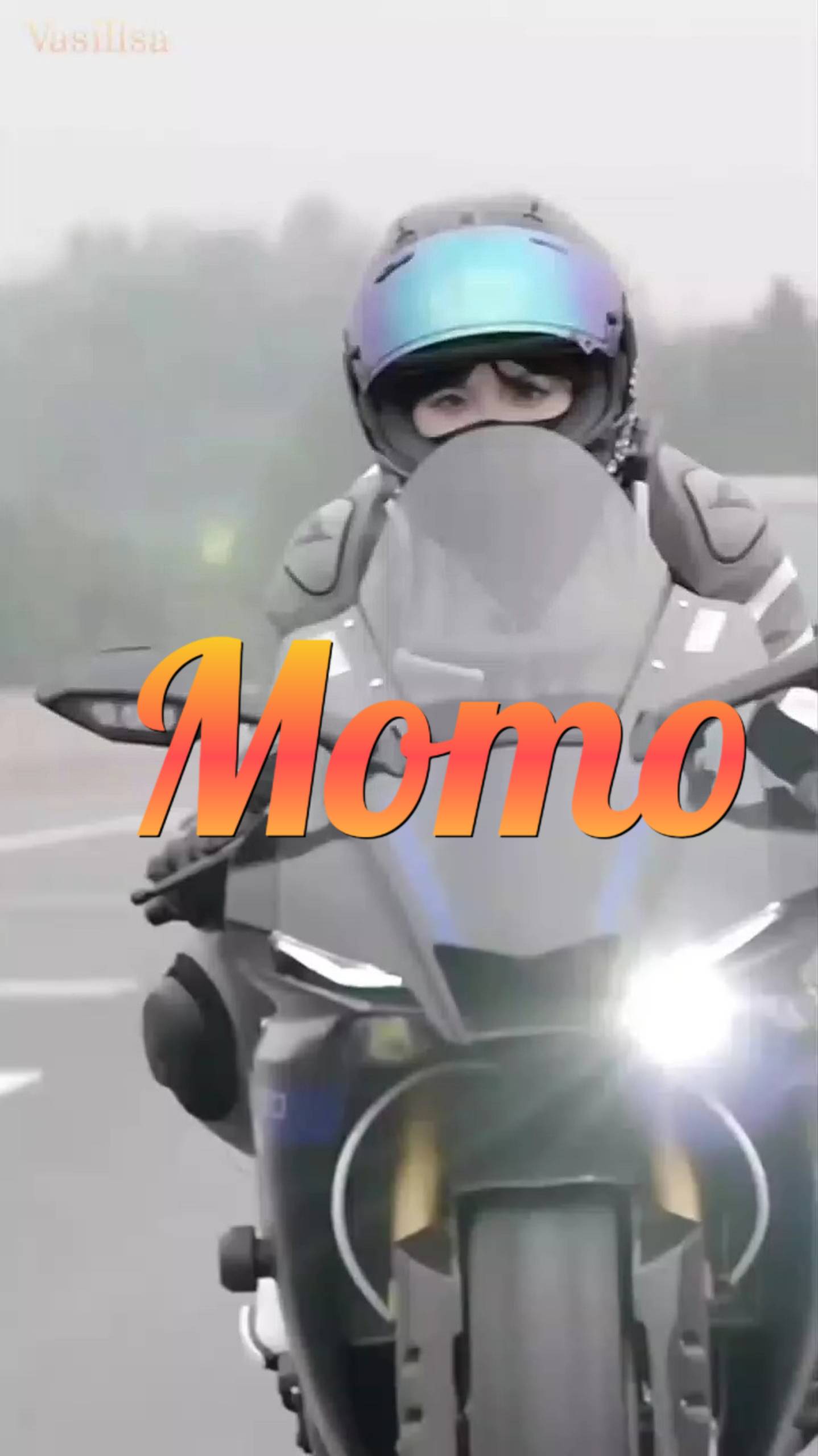 Девушка на мотоцикле 🔥