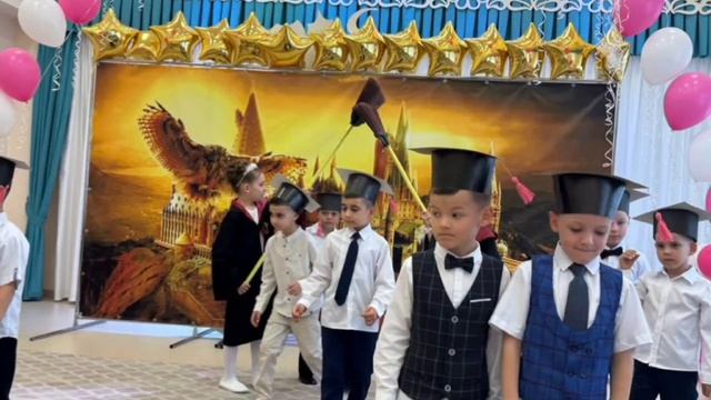 Выпускной утренник в подготовительной группе №11
