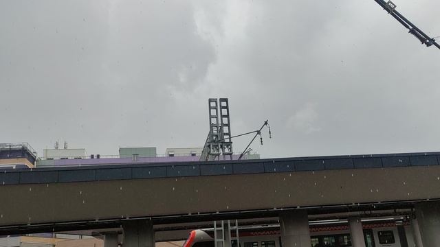 дождь там где нет волшебника 1 день лета...