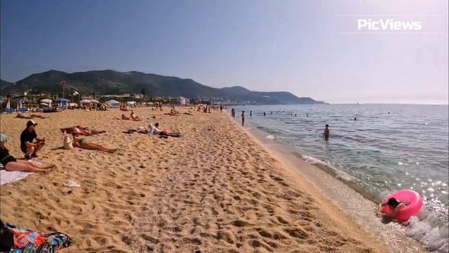 Пляж Клеопатра в Аланья, Турция. Какая погода и море в июне в Алании. Отдых и сезон в Турции 2025