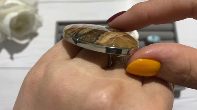 Кольца.