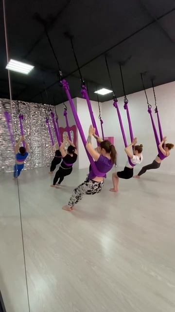 Йога в гамаке FITME