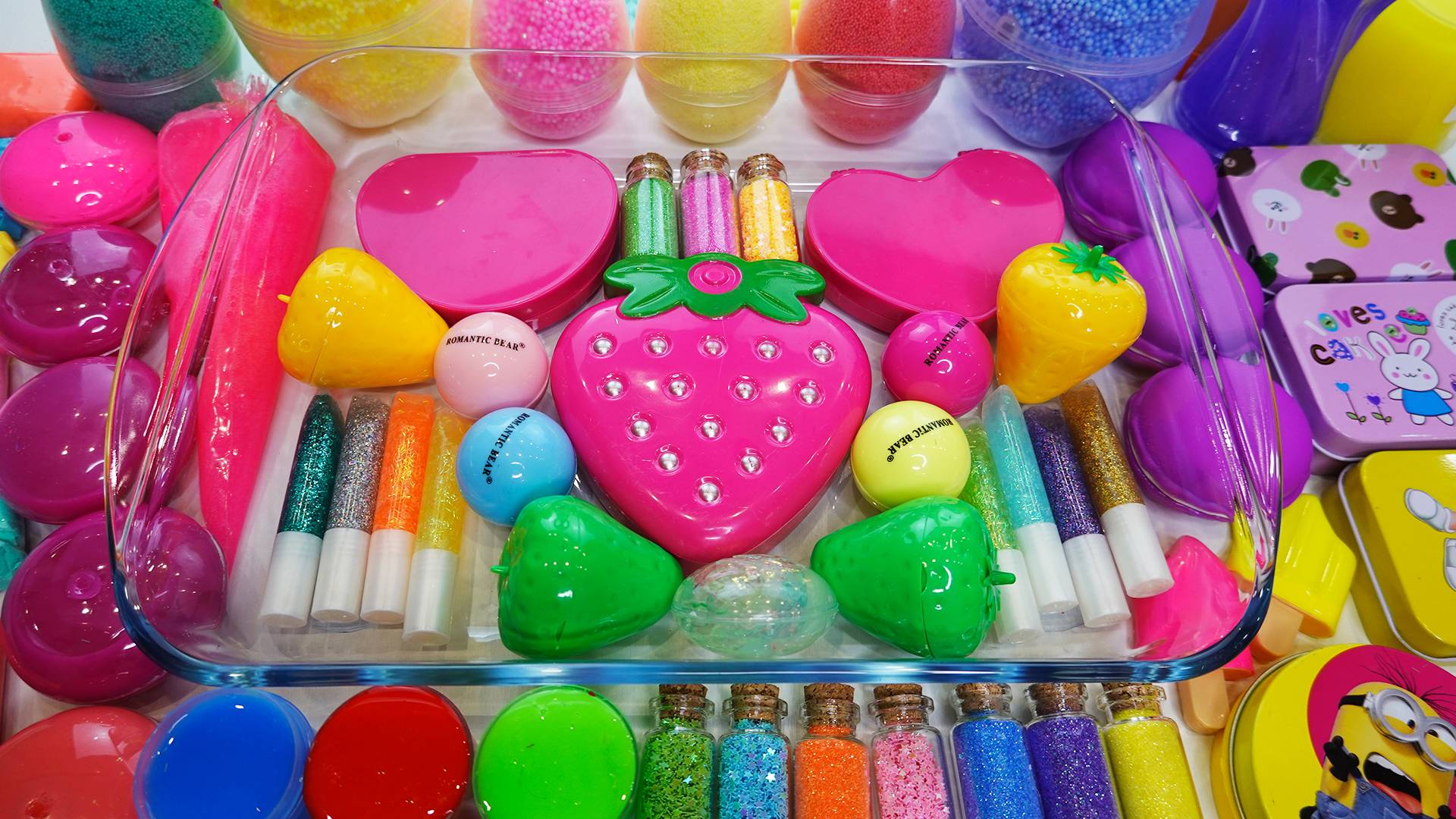 Слайм из блёсток и косметики ✨💄 Волшебный блестящий эксперимент!