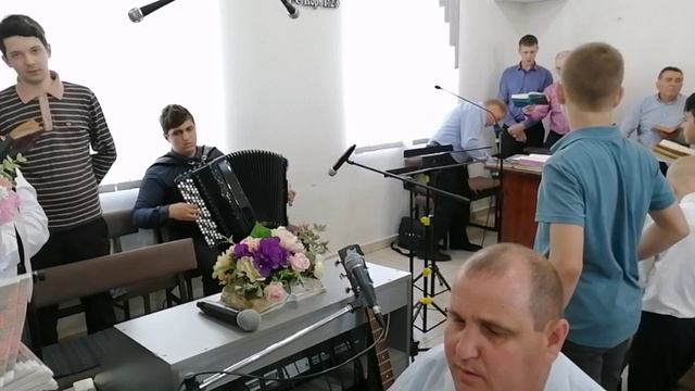 Путь ко спасению новый живой/ общее пение