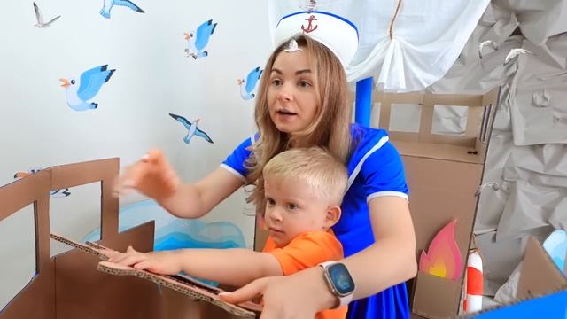 ДИАНА И РОМА - Оливер Летает на Самолетиках и помогает жителям города