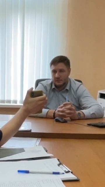 Показываю инспекторам ГЖИ свои Тиктоки