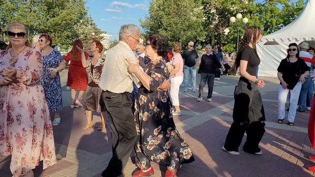 Живи и радуйся... 01.06.25...