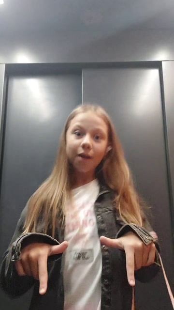 #Калинка # в лифте 😎🤘🏻