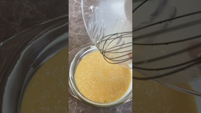 Нежнейший Омлет на завтрак со сливочным вкусом.