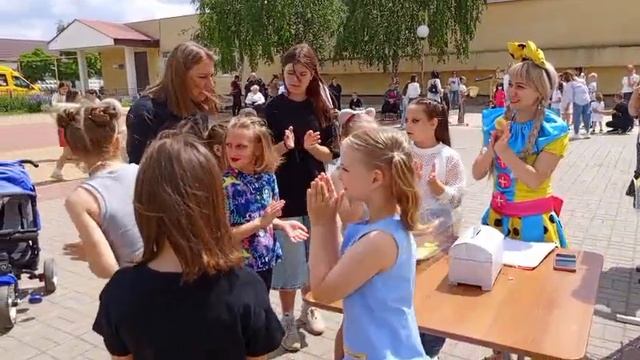 01.06.2025 Литературно-игровая программа "Детству солнце подарите" часть 2