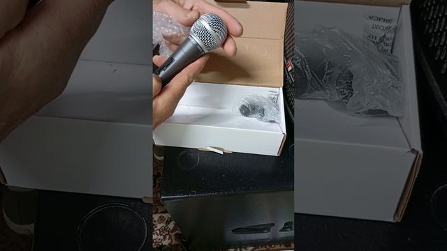 Распаковка микрофона Shure 58 с озон.