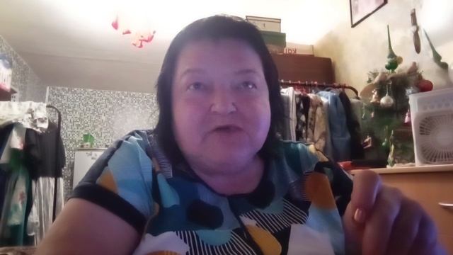 02-06-2025 жремс на ночь перекус. пришла с лавочки и лалала