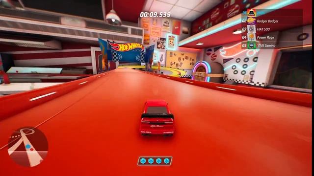 Весело провожу время в Hot Wheels. Гонки