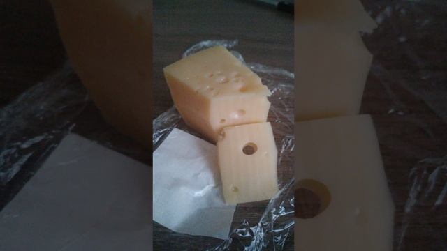 Сыр Маасдам Ичалки
