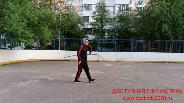 Разминка с трёхзвенным шестом Сань-цзе-гунь из пластиковой трубки (3)
