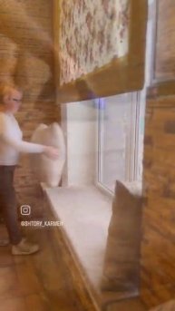 Только посмотрите, как мягкие подоконники сразу добав