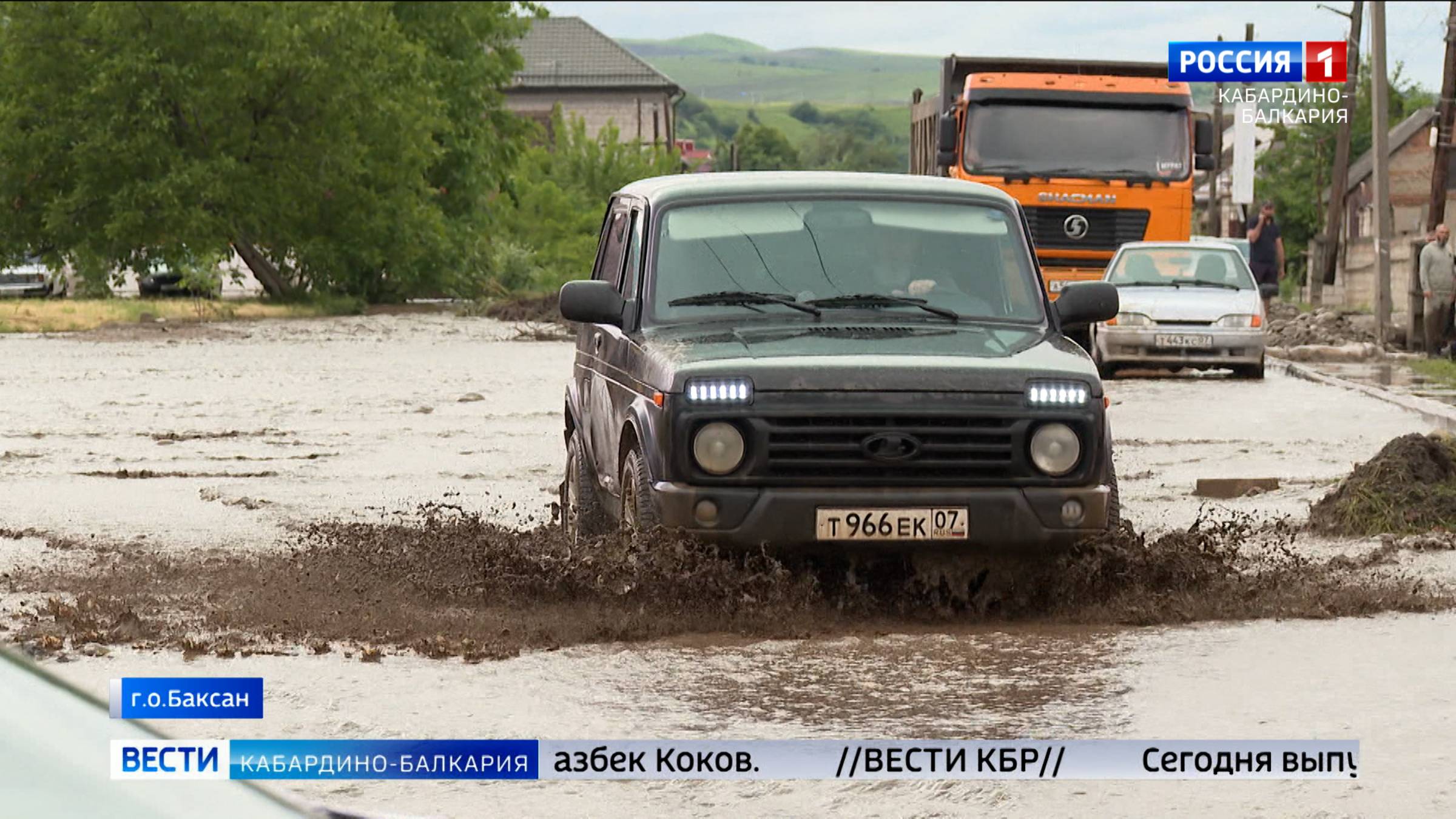 В результате обильных осадков подтопленными оказались несколько улиц в Дыгулыбгее