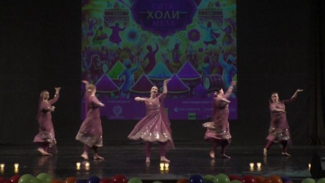 Намами Намами | Стиль Болливуд | Студия классического танца ГАУРИ | Холи Мела 2025 | Москва