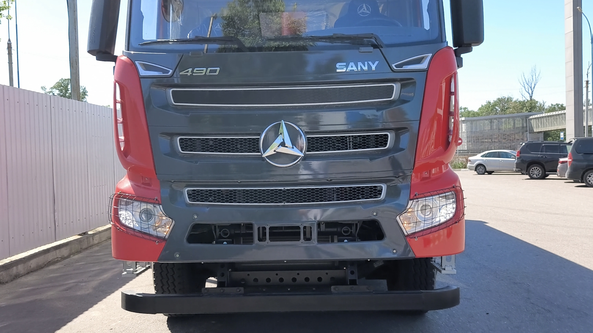 Обзор на SANY SYZ434 самосвал 8х4