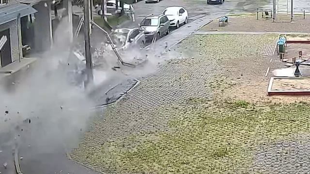 В Чебоксарах обрушилась часть 17-этажного дома из-за погодных условий