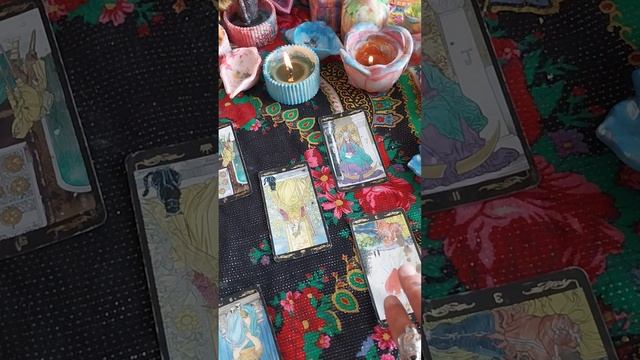 Став Приворот с подчиним  Манназ - мужчина Беркана - желаемая женщина Наутиз + Ансуз - навязчивые