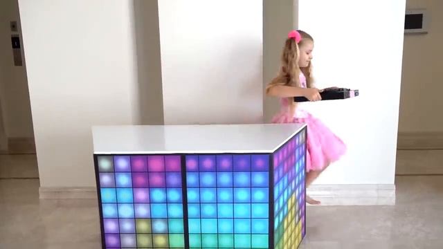 Рома и Диана Рома и Диана учатся идти на компромисс и делают мэшап DJ Roma Firefighter Doll