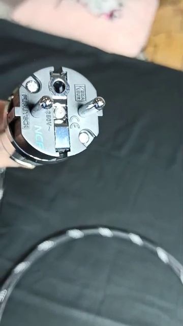 Сетевой кабель на базе китайский разъёмов Furutech FL-50 NCF