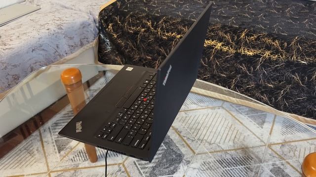 Lenovo T14s i7-10/32/512