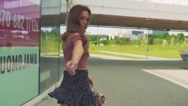 1000052616.mp4