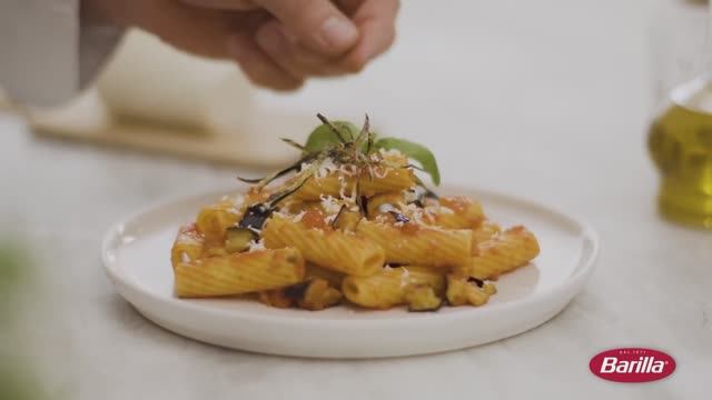 Barilla Тортильони аля норма