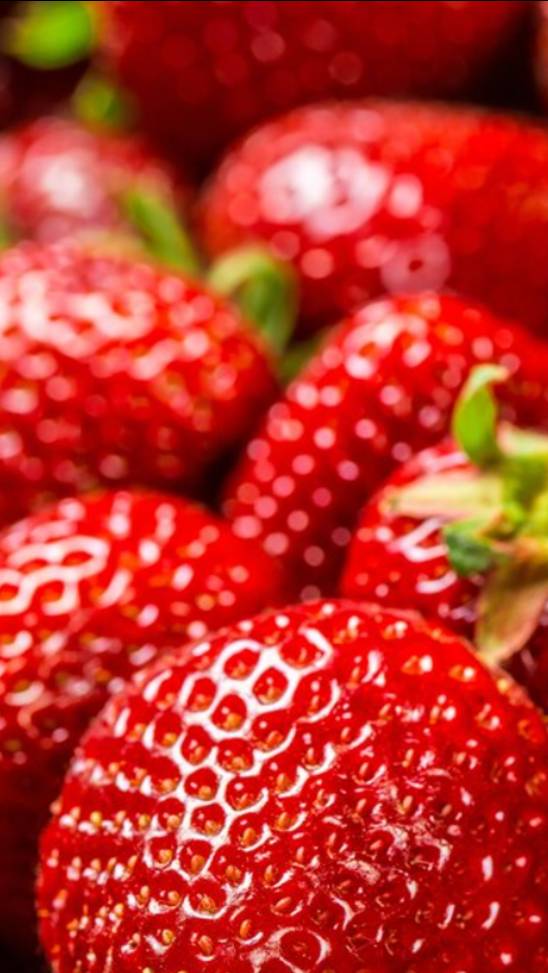 🔴Хохлушки в Польше собирают клубнику для Россиян🙂🔴