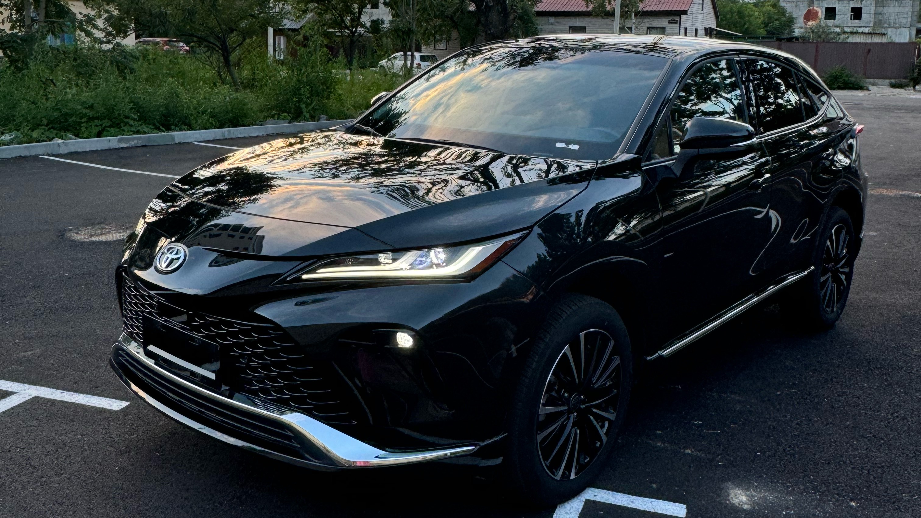 Toyota Venza, 2022 год, V-2000, 4WD, пробег 5000 км., бюджет 3.700.000₽ из Китая 👌