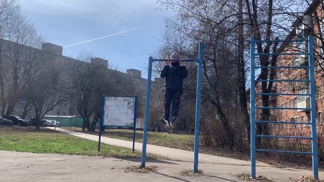 Кросс-тренинг для бегунов на длинные дистанции || Подтягивания на высокой перекладине :)